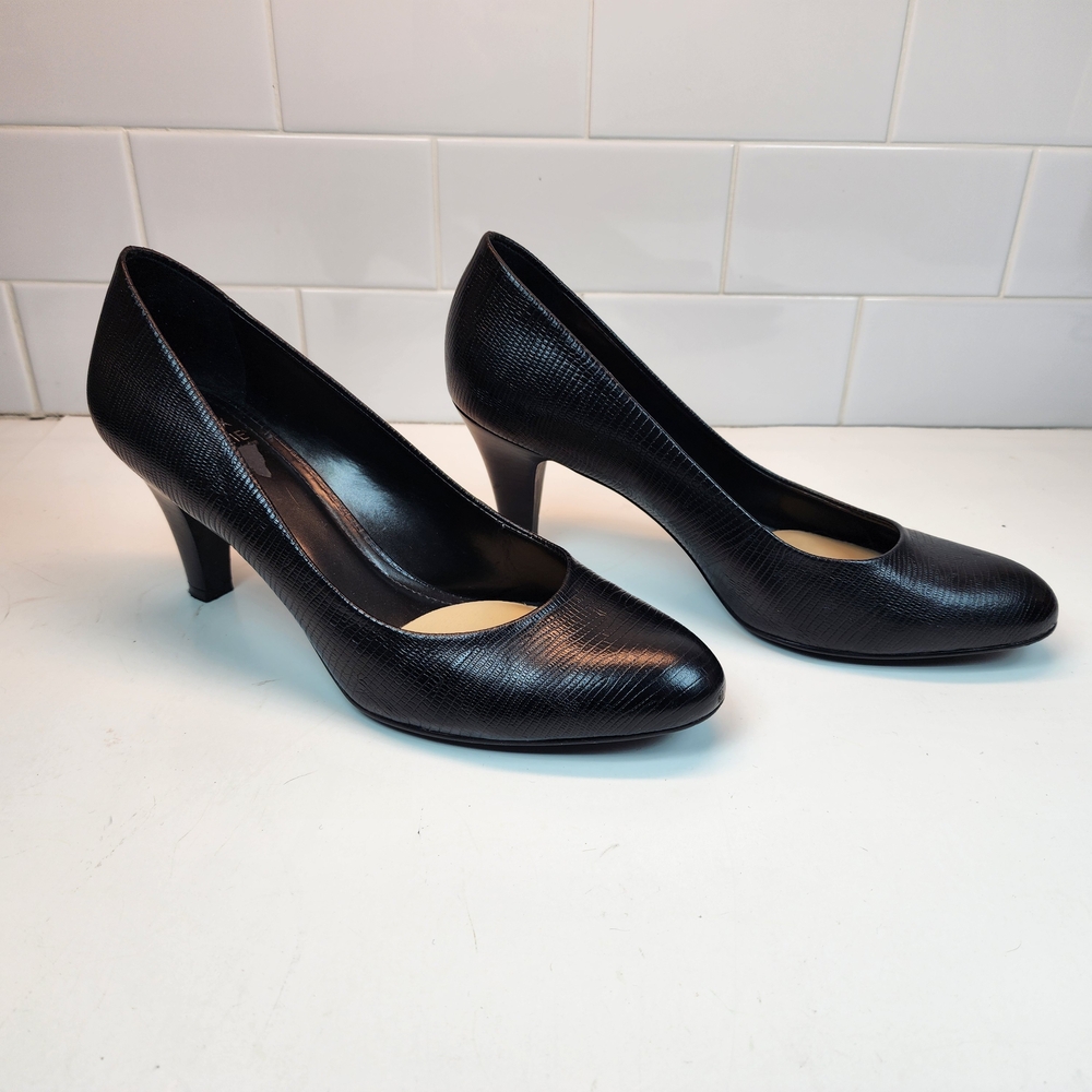 Alex Marie Classic Black Snakeskin Textured Heels Size 7.5 - Picture 5 of 10